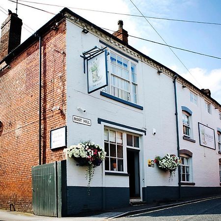 เดอะ บู๊ท อินน์ Burton-upon-Trent ภายนอก รูปภาพ